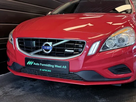 Volvo S60 2011 photo 4