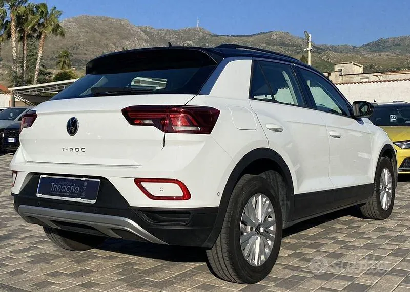 Volkswagen T-Roc 2023 photo 4