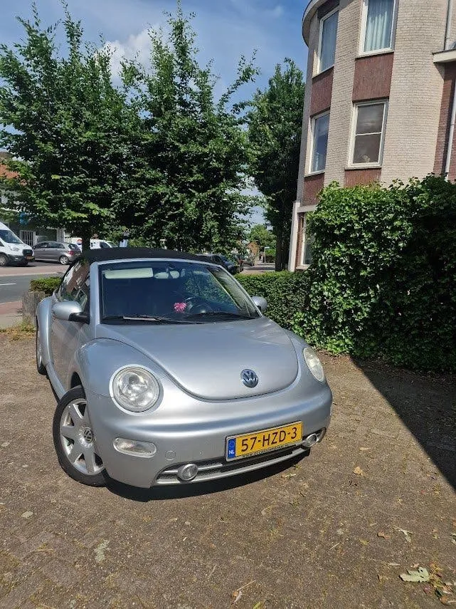 Volkswagen Beetle 2003 photo 2