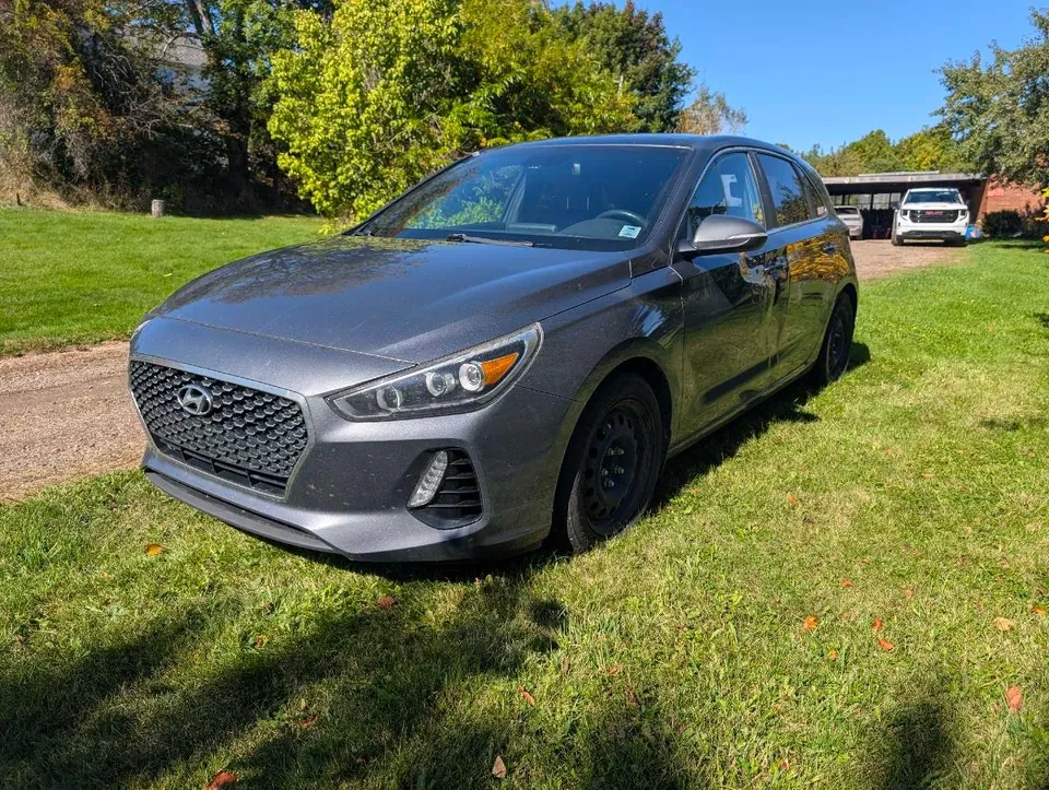 Hyundai Elantra 2018 photo 2