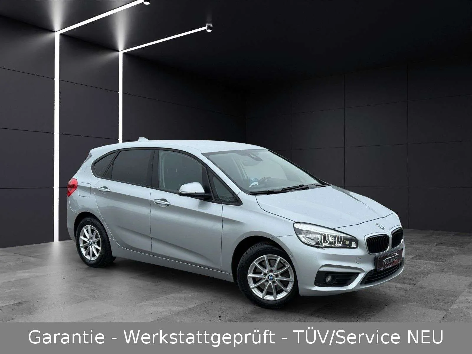 BMW 218 Active Tourer 2016 photo 5