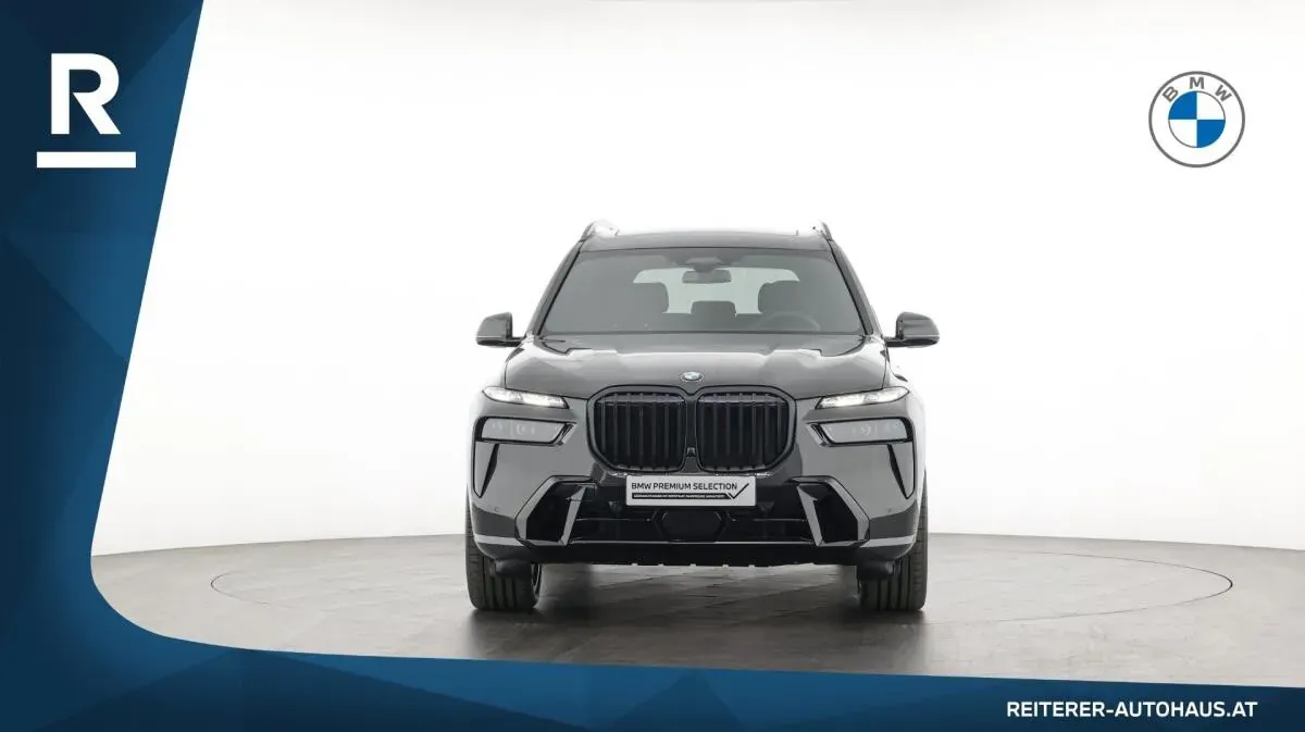 BMW X7 2025 photo 2