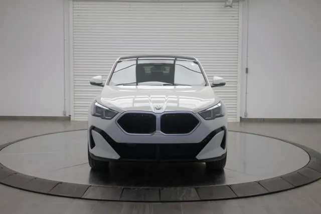 BMW X2 2025 photo 2