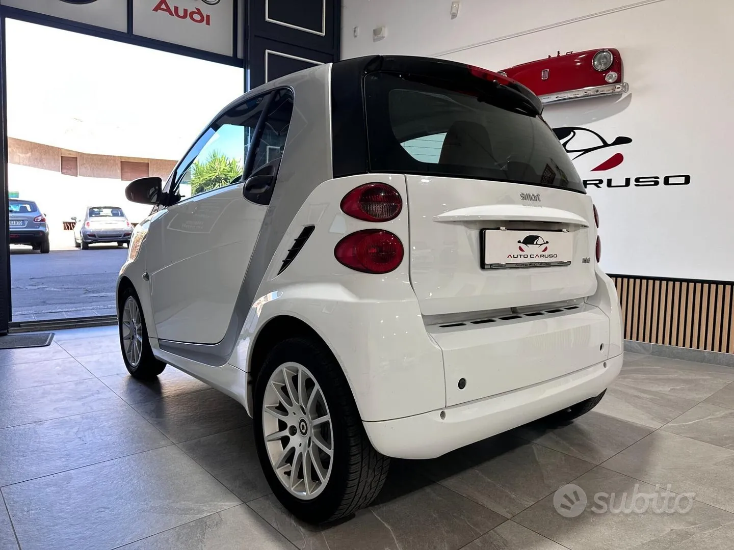 Smart Fortwo 2011 photo 4