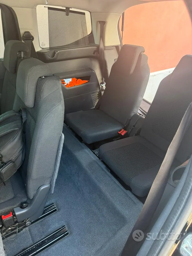 Peugeot 5008 2013 photo 5
