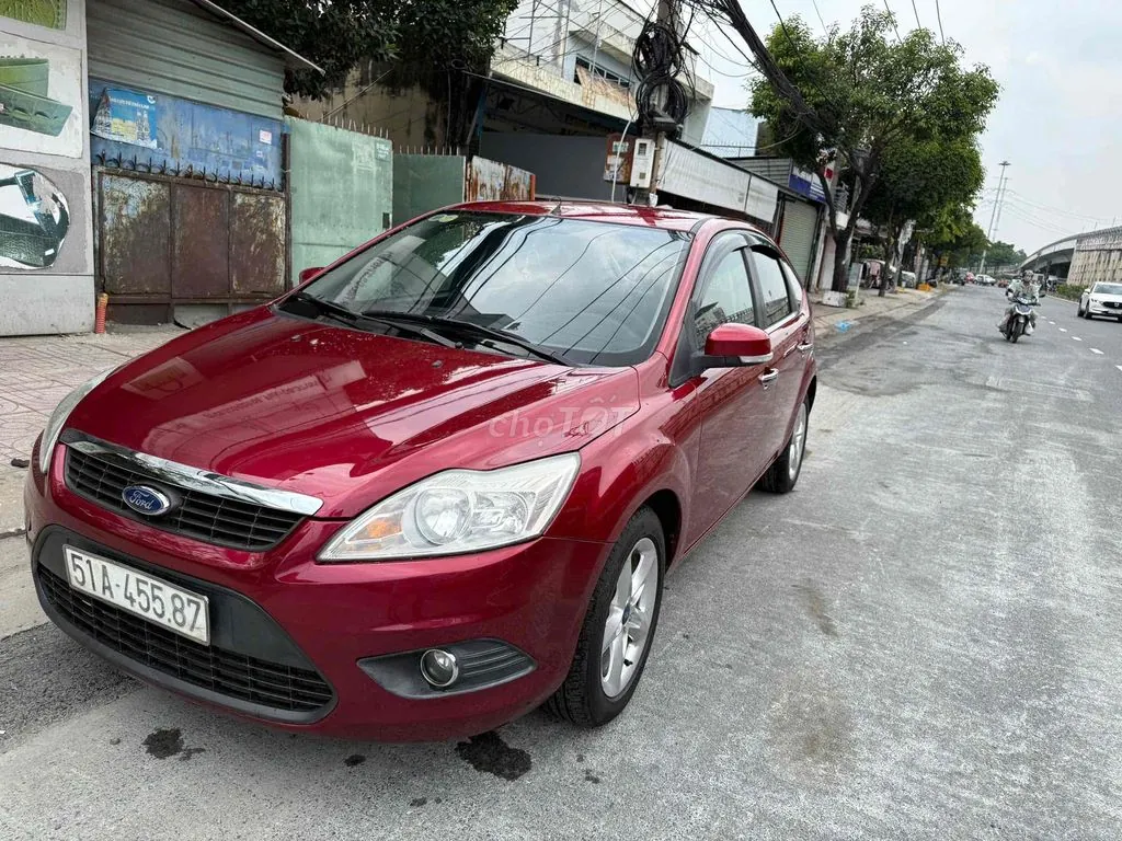 Ford Focus 2012 photo 2
