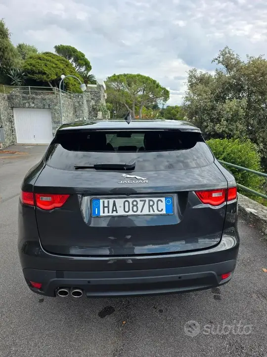 Jaguar F-Pace 2019 photo 3