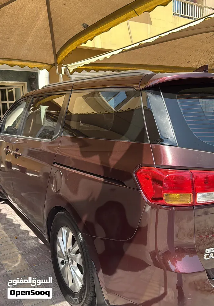 Kia Carnival 2016 photo 2