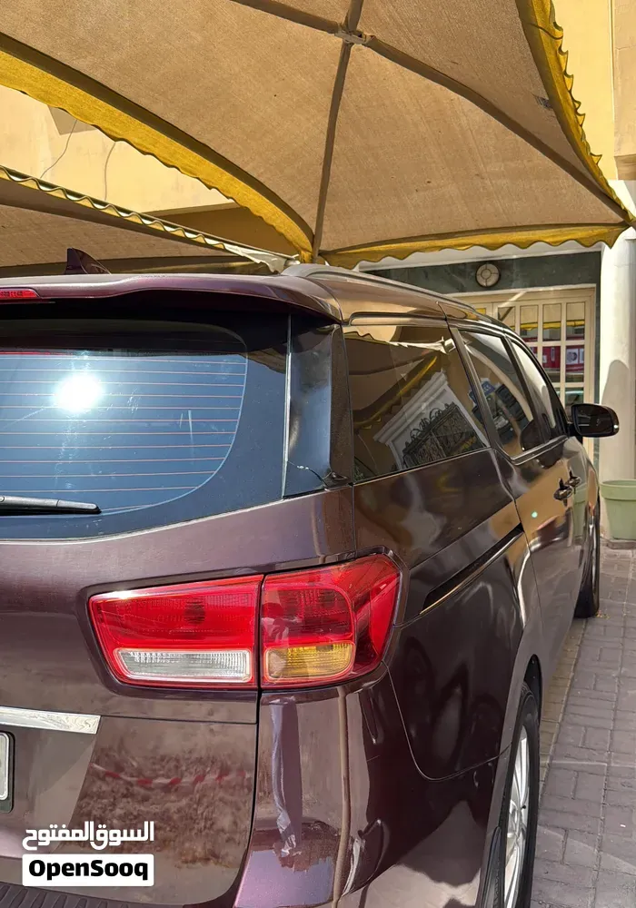 Kia Carnival 2016 photo 4