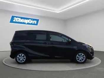 Toyota Sienta 2017 photo 5