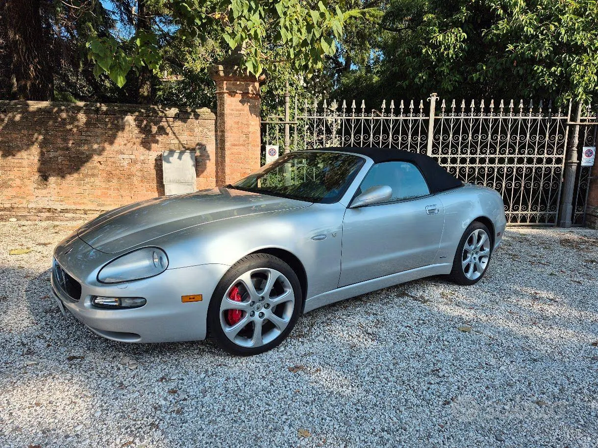 Maserati Spyder 2002 photo 2
