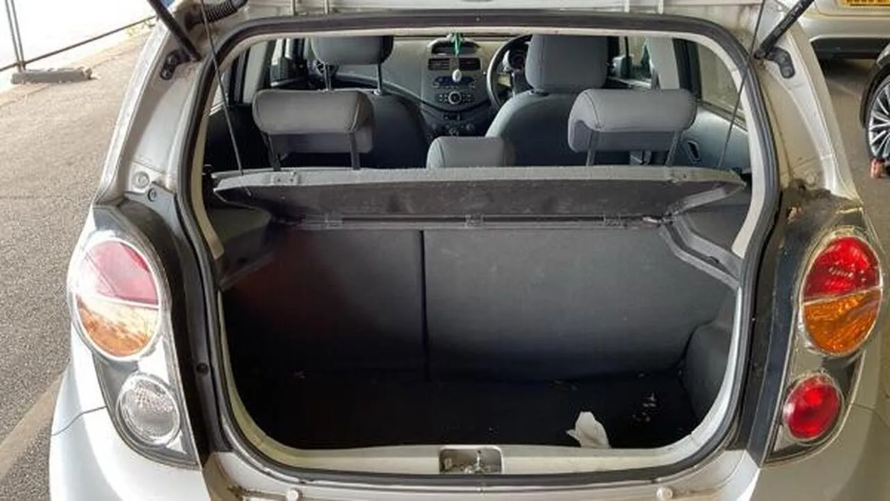 Chevrolet Spark 2011 photo 5