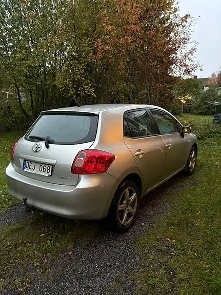Toyota Auris 2008 photo 3