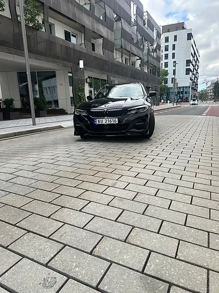BMW 330E 2020 photo 2