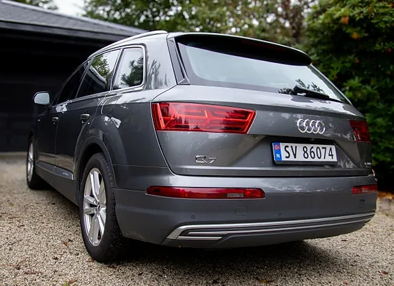 Audi Q7 2018 photo 3