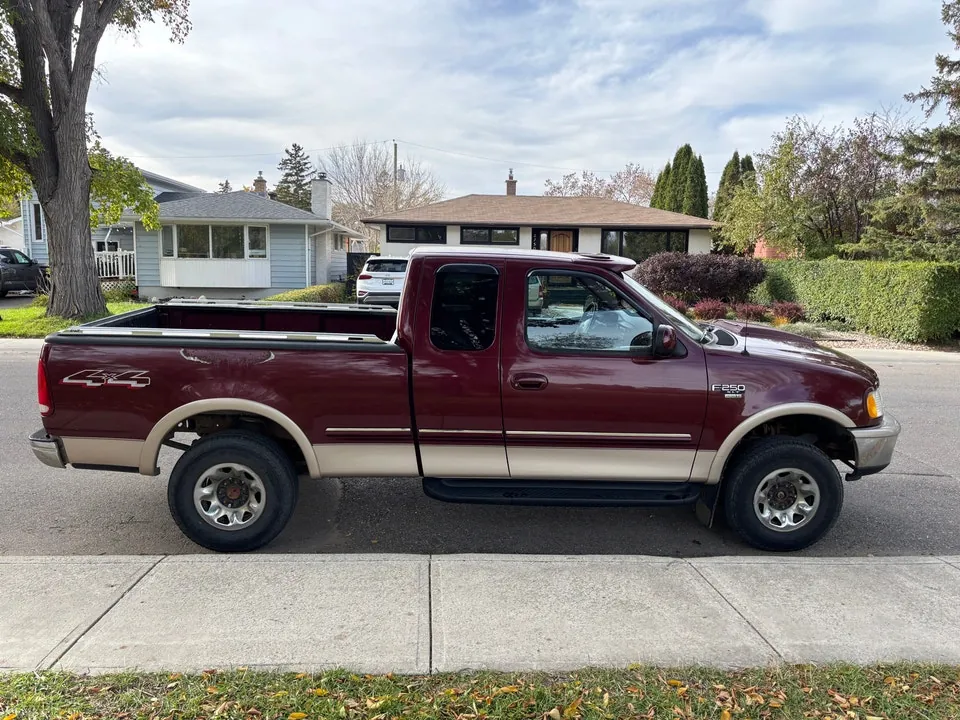 Ford F250 1998 photo 2