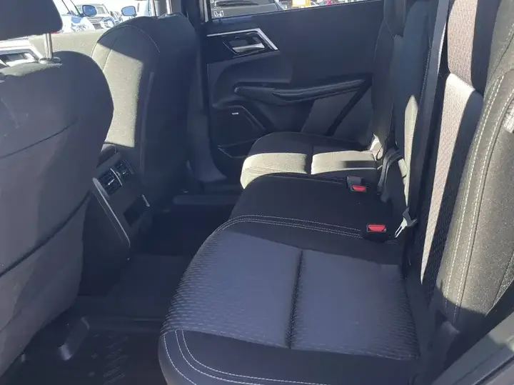 Mitsubishi Outlander 2025 photo 3