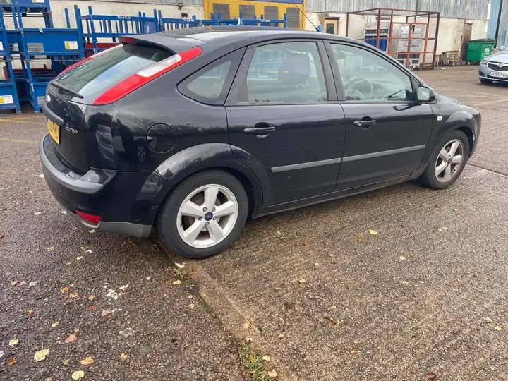 Ford Focus 2007 photo 3