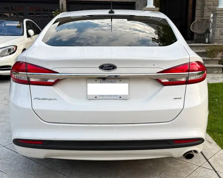 Ford Fusion 2017 photo 2
