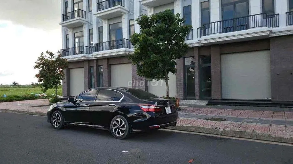 Honda Accord 2017 photo 2