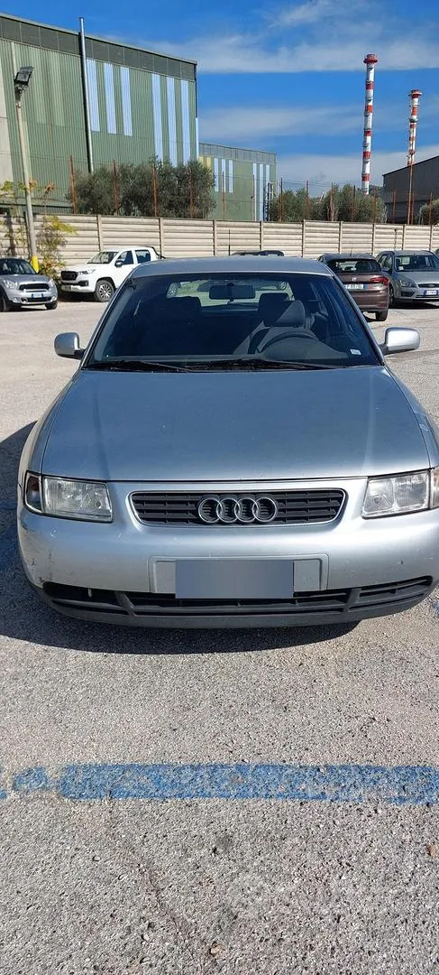 Audi A3 1999 photo 2