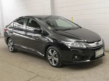 Honda Grace 2016 photo 2