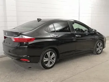 Honda Grace 2016 photo 3