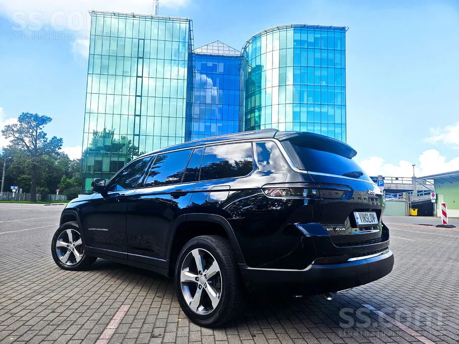 Jeep Grand Cherokee 2021 photo 3