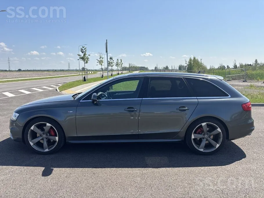Audi A4 Avant 2014 photo 4