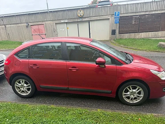 Citroen C4 2009 photo 4