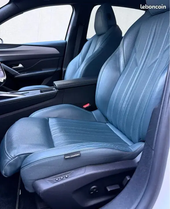 Peugeot 308 2021 photo 2
