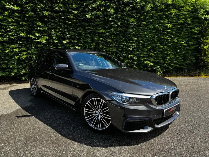 BMW 5 Series 2019 photo 2