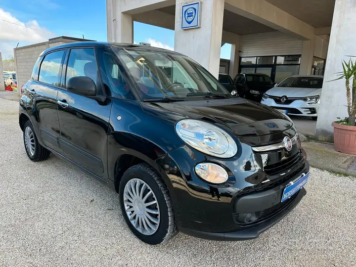 Fiat 500L 2015 photo 3