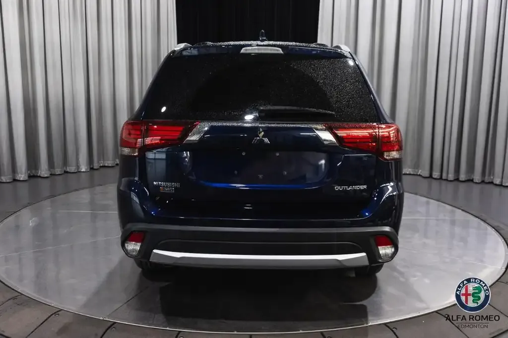 Mitsubishi Outlander 2018 photo 4