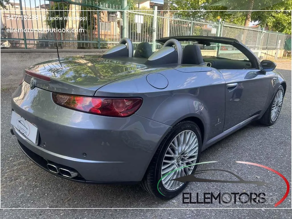 Alfa Romeo Spider 2007 photo 4