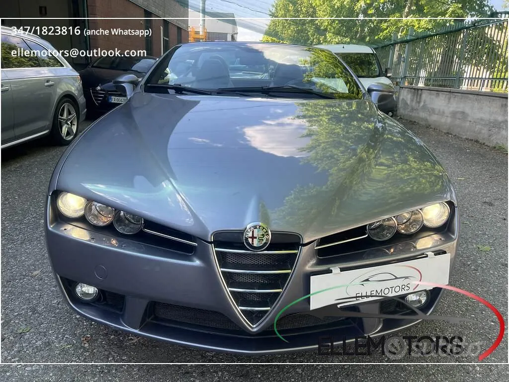Alfa Romeo Spider 2007 photo 2