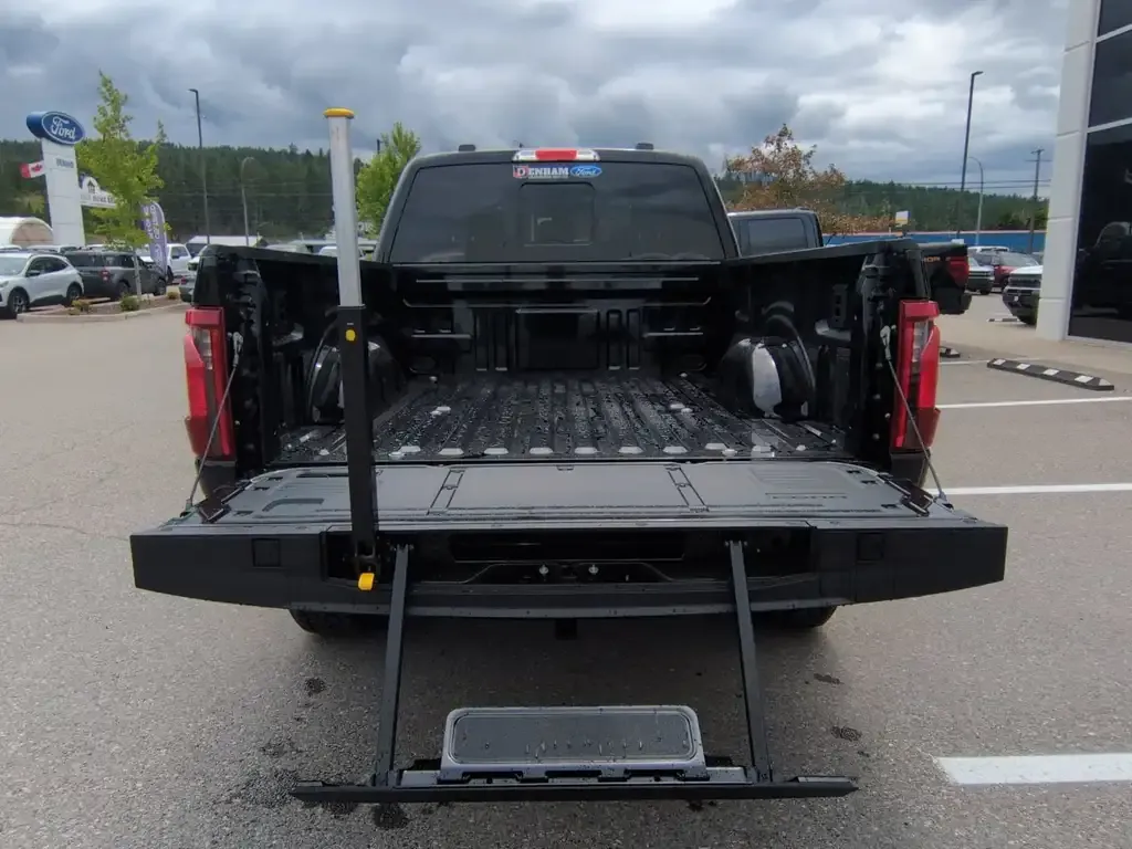 Ford F-150 2026 photo 4
