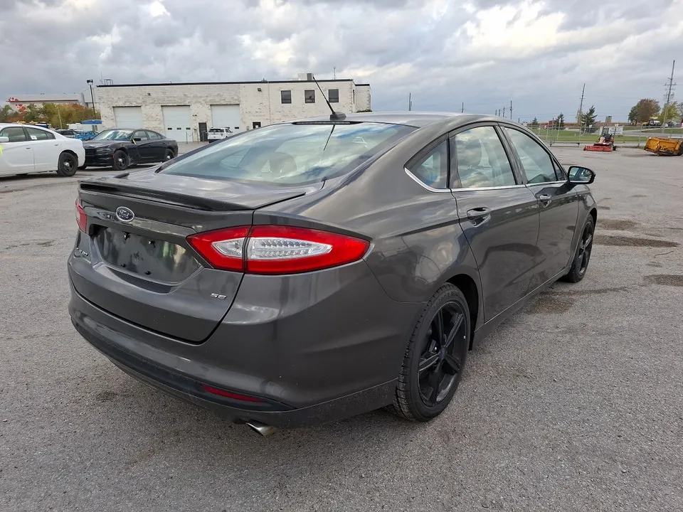 Ford Fusion 2016 photo 5