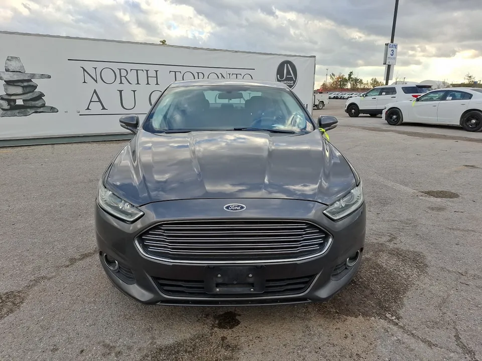 Ford Fusion 2016 photo 2