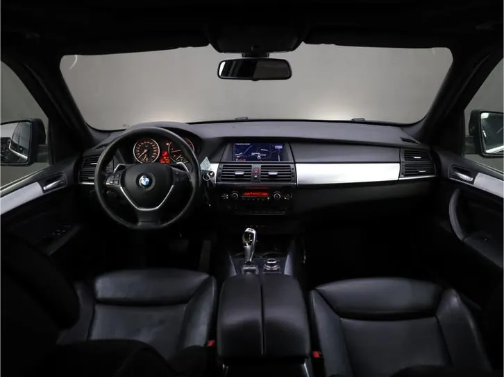 BMW X5 2012 photo 2