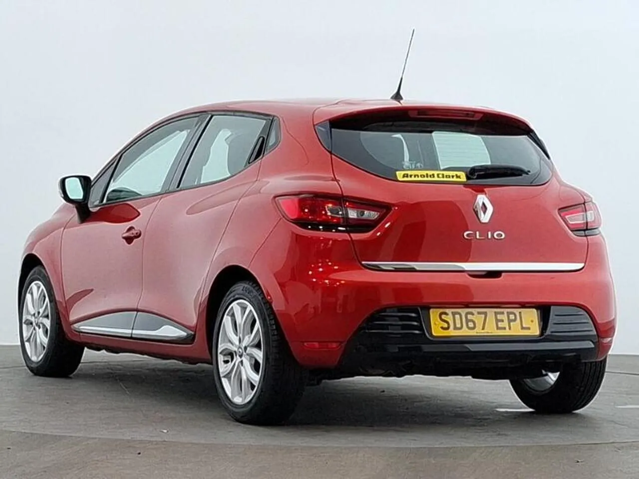 Renault Clio 2017 photo 2