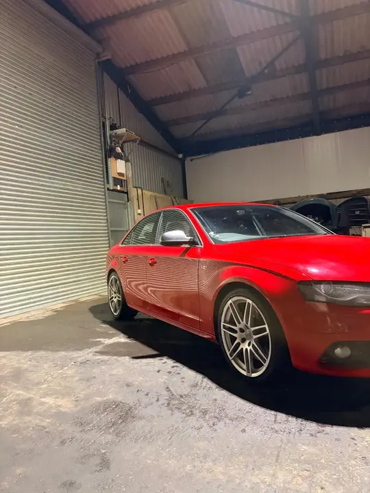 Audi S4 2011 photo 4