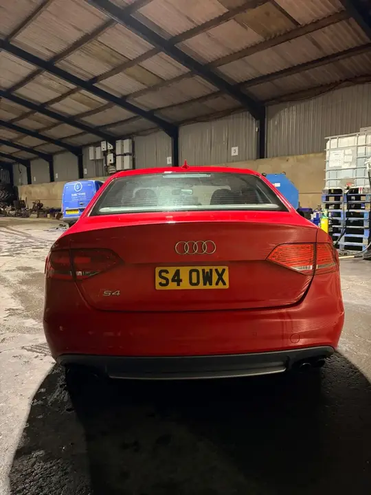 Audi S4 2011 photo 5