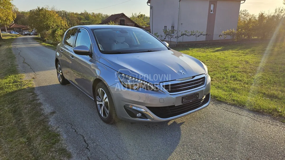 Peugeot 308 2015 photo 4