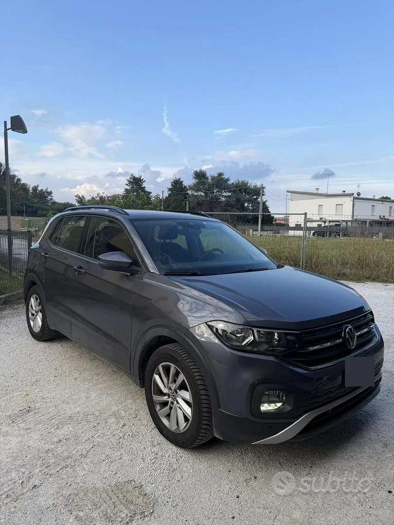 Volkswagen T-Cross 2022 photo 2