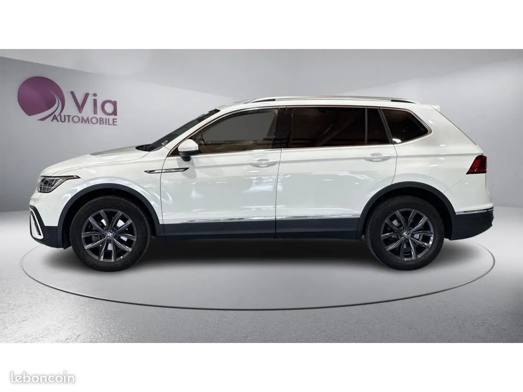 Volkswagen Tiguan Allspace 2023 photo 5