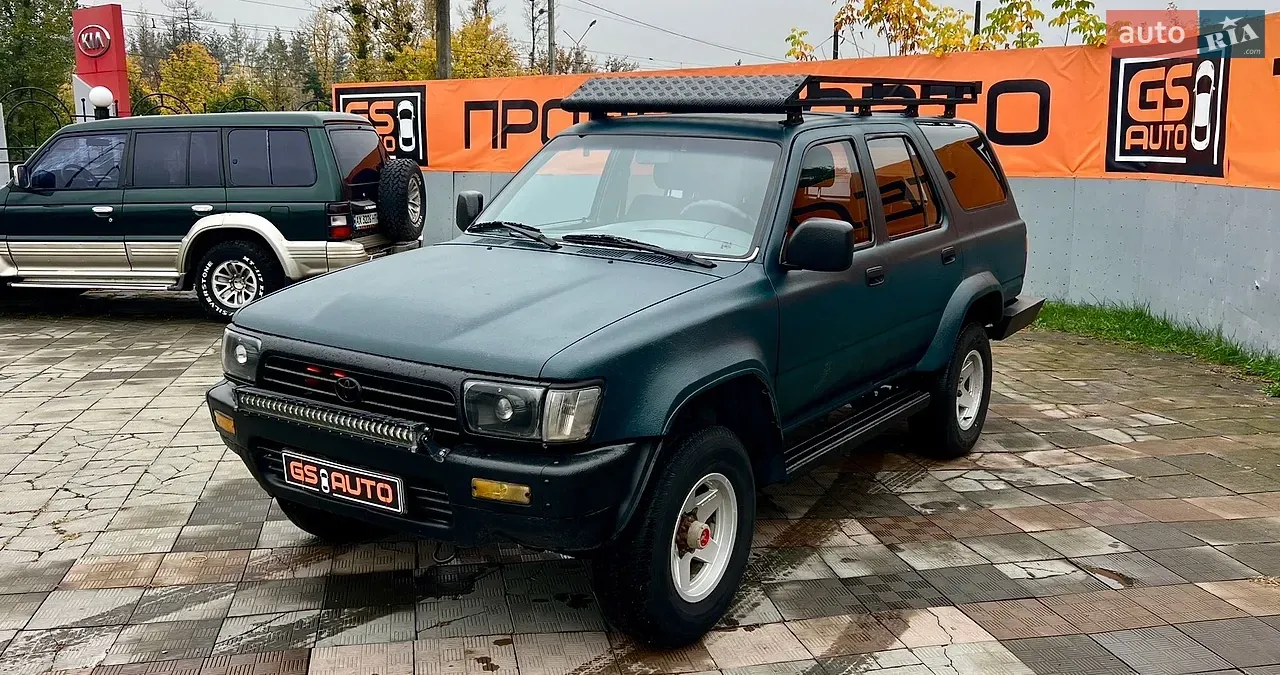 Toyota Hilux 1991 photo 2
