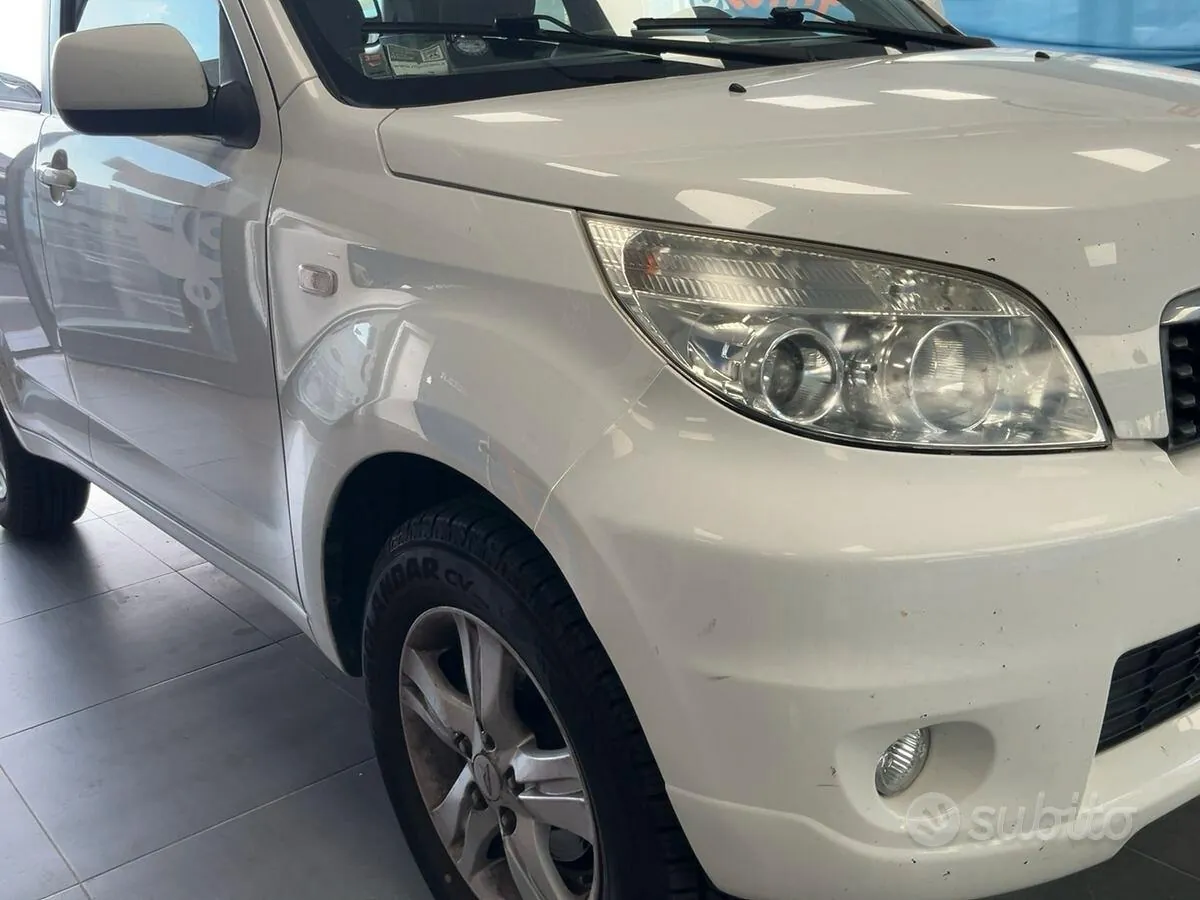 Daihatsu Terios 2010 photo 5