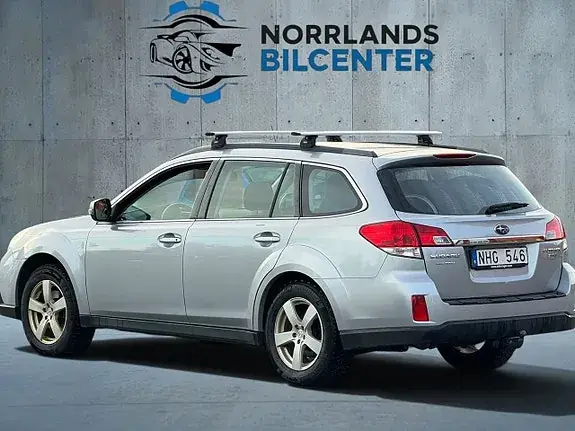 Subaru Outback 2013 photo 4