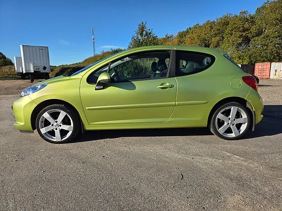 Peugeot 207 2007 photo 5